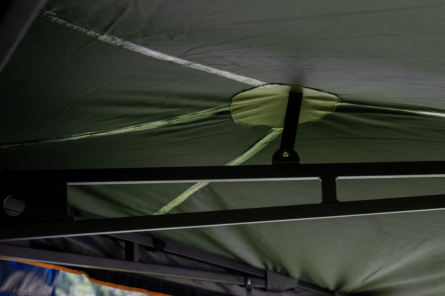 Kiwi Camping Tuatara 270° Self-Supporting Awning RH/Driver 2.5M