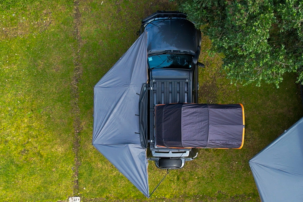 Kiwi Camping Tuatara 180-Degree Self-Supporting Awning